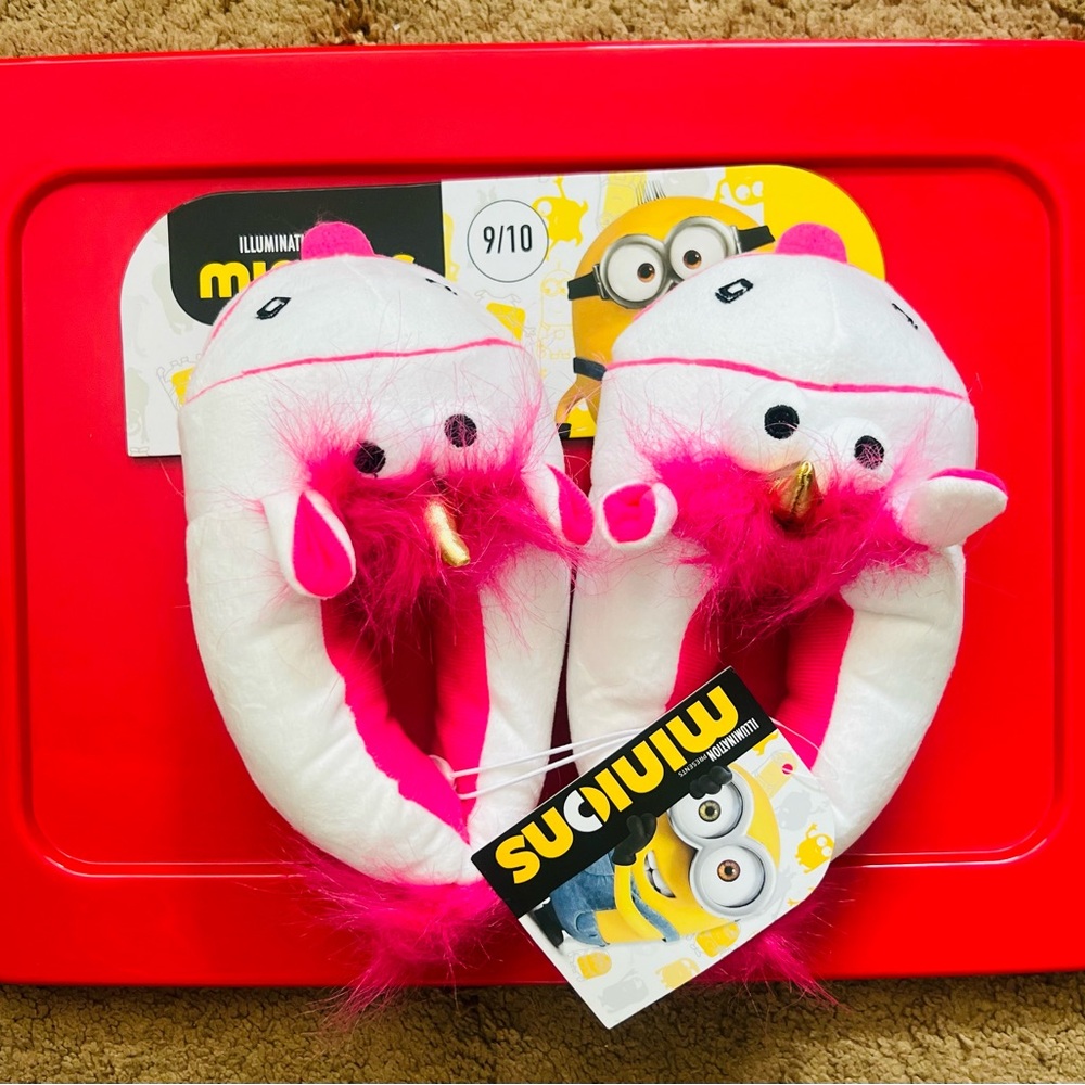 White and Pink Kids Minions Slippers